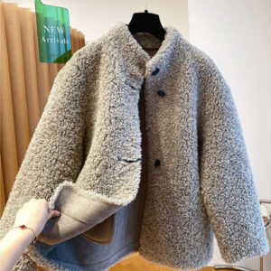 YILU | Oversized Wool Lamb Coat