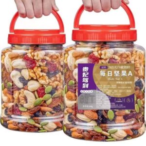 Daily Mixed Nut Snack Canned Food - Leisure Snacks with Large Pieces of Nuts每日坚果混合装休闲零食果仁小吃大颗粒罐装
